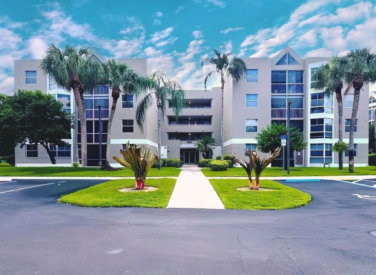 5910 Morningstar Circle - Photo 1