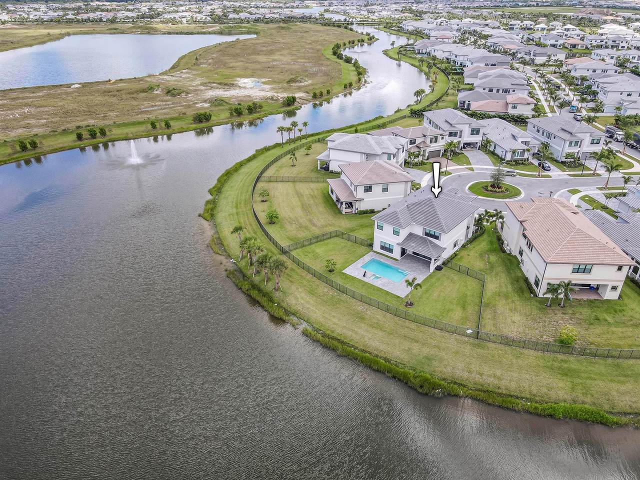 10077 Heron Flock - Photo 1