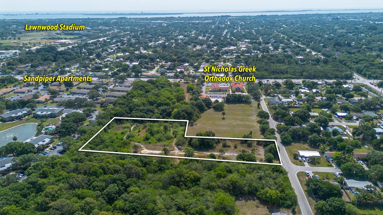2205 Stanton Avenue - Photo 1