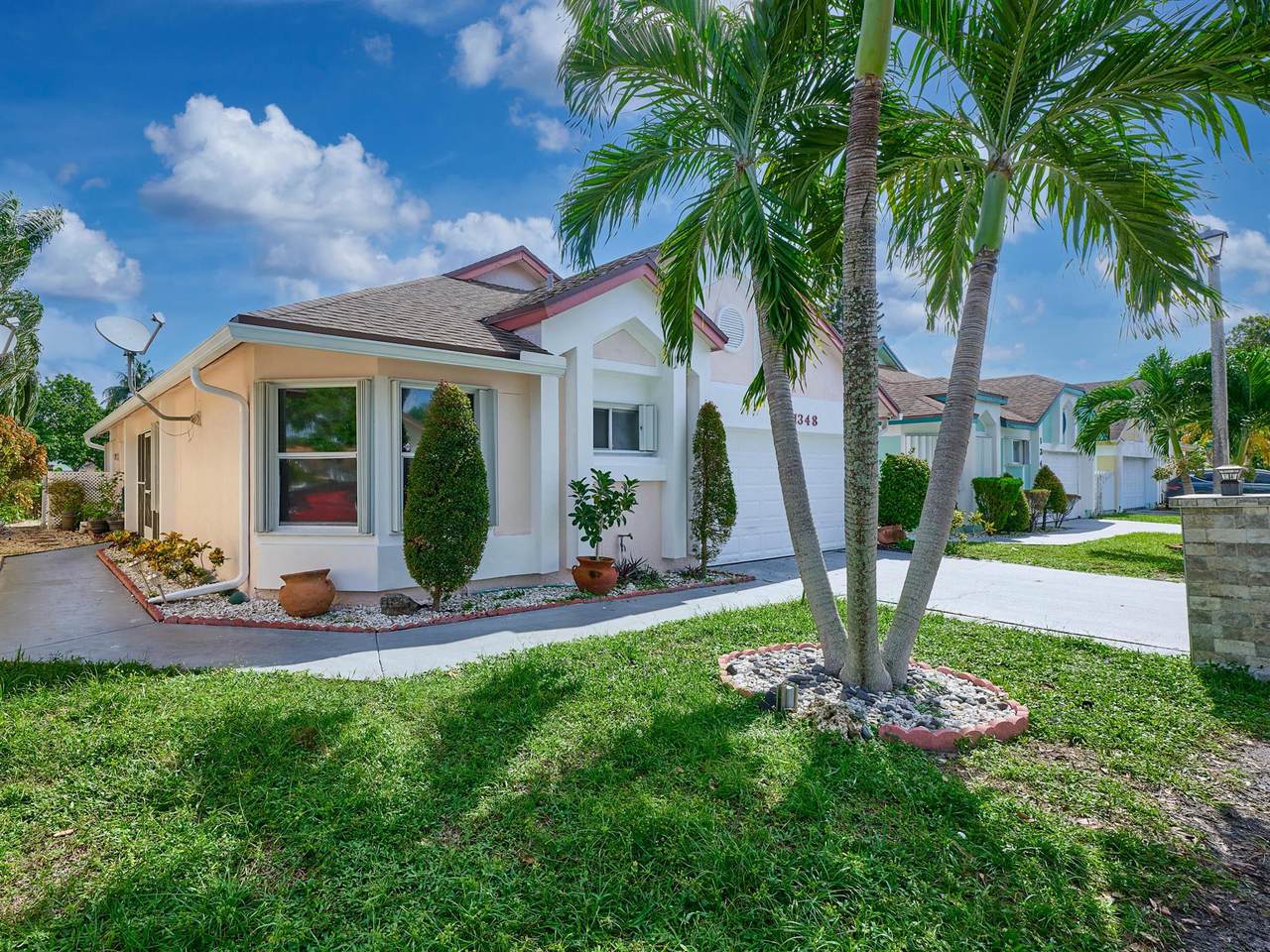 1348 Glen Oak Road - Photo 1