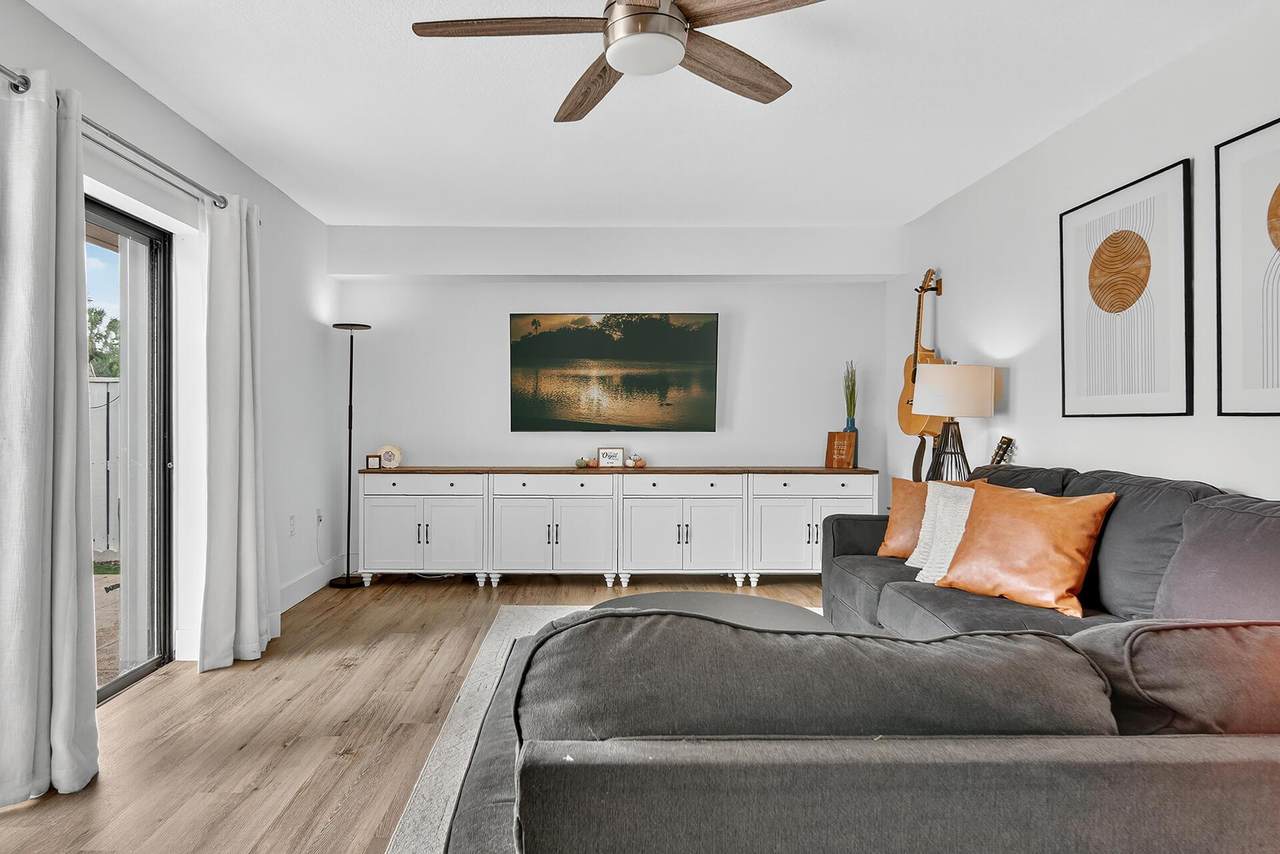 6815 68th Way - Photo 1