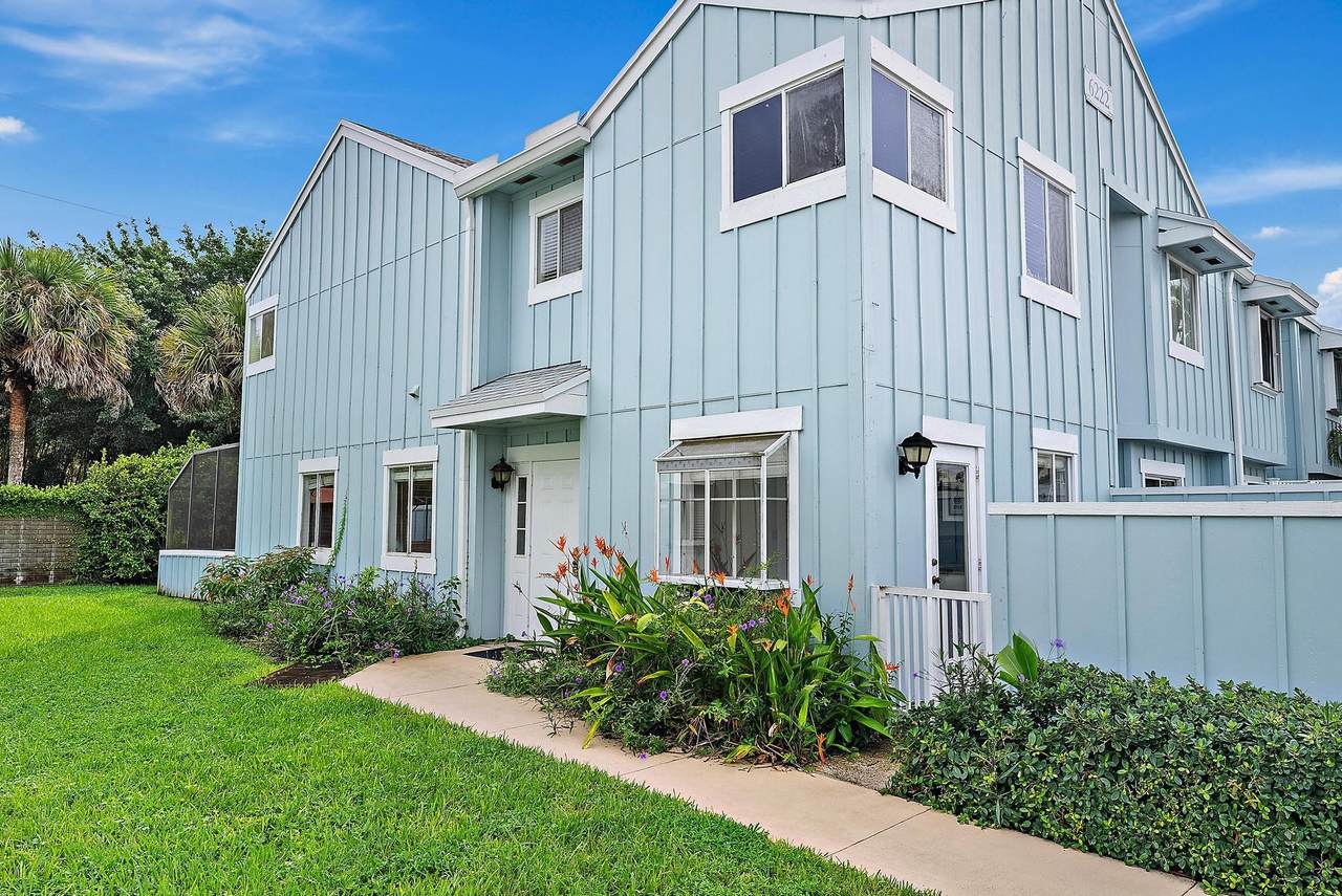 6222 Riverwalk Lane - Photo 1