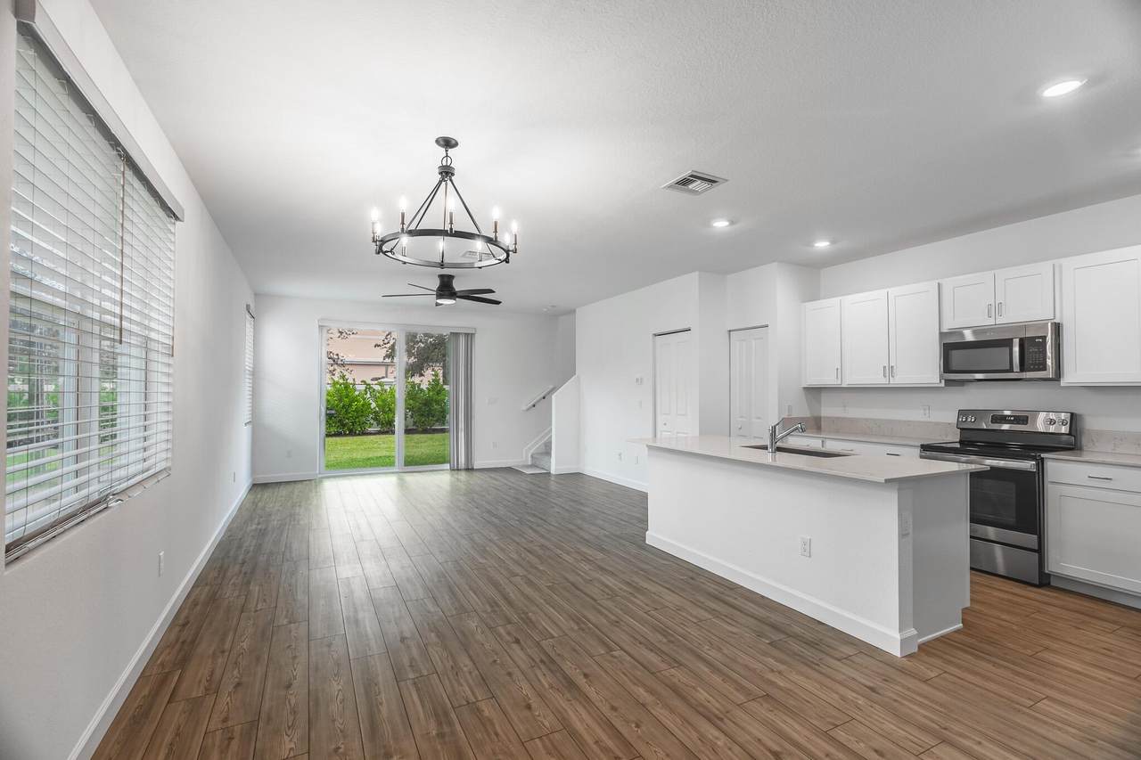 211 Woodbark Street - Photo 1