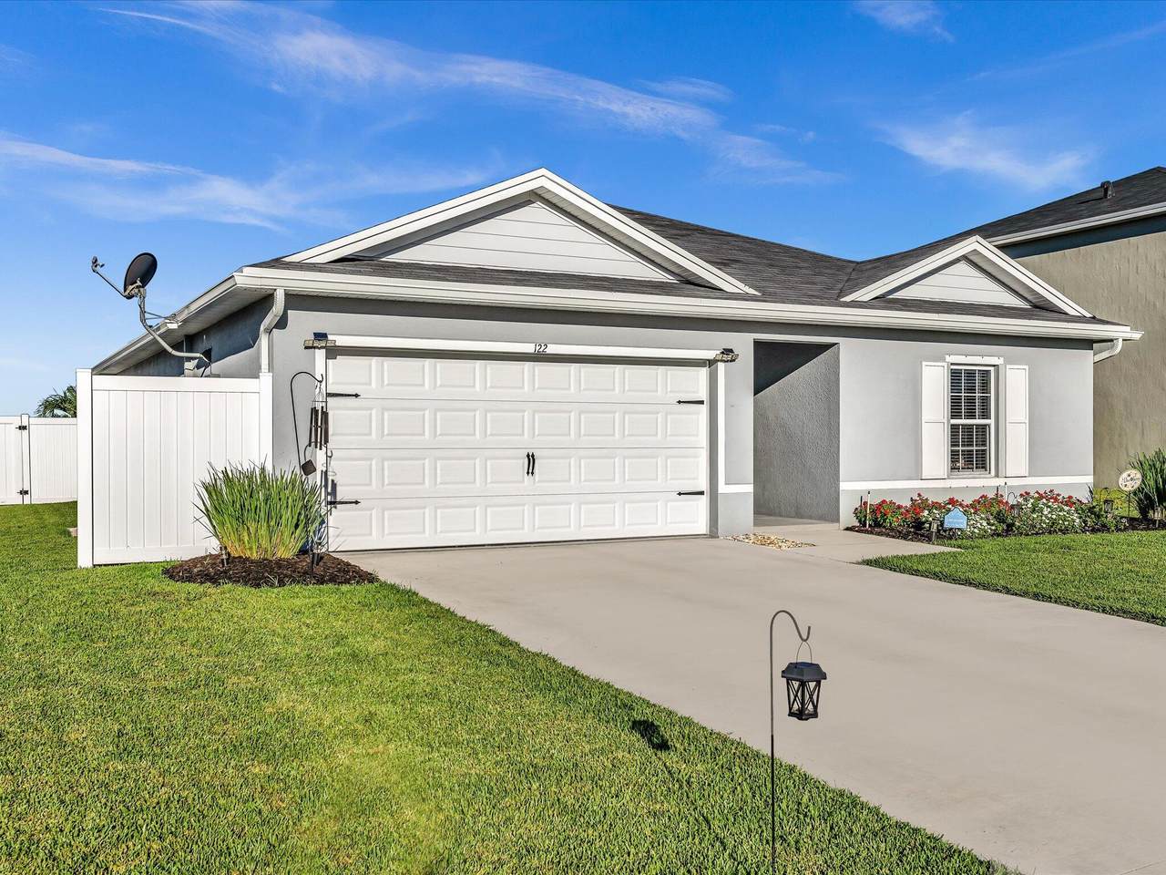 122 Dabou Loop - Photo 1