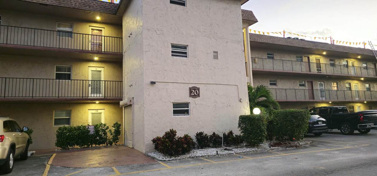 721 Lori Dr - Photo 1