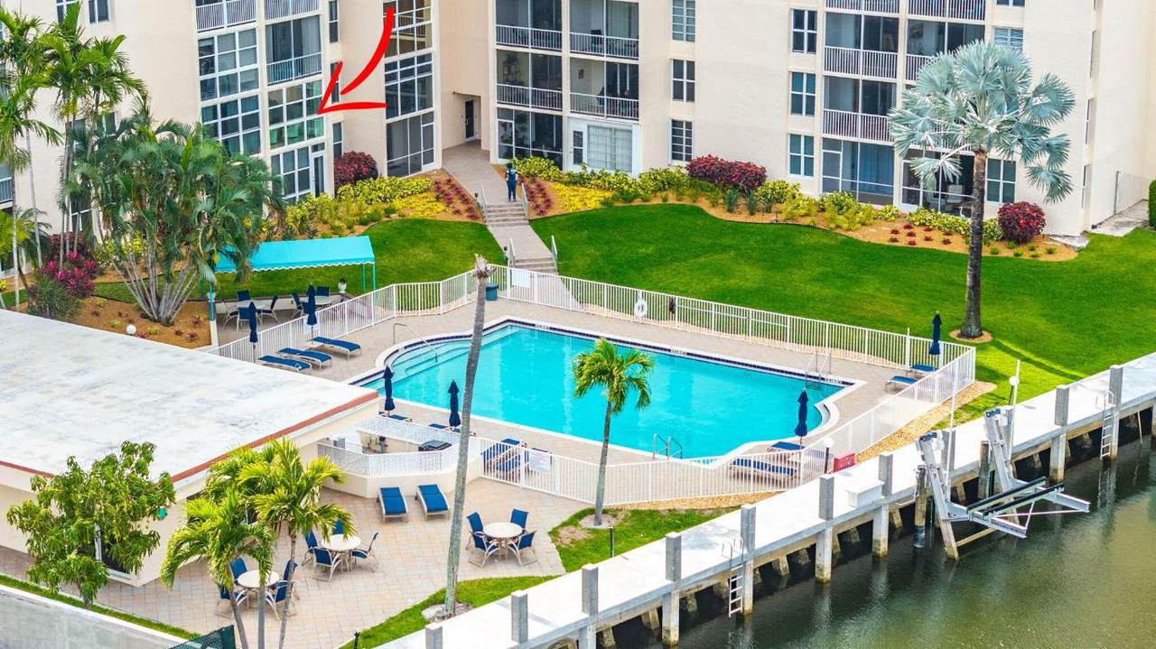 1391 Ocean Boulevard - Photo 1