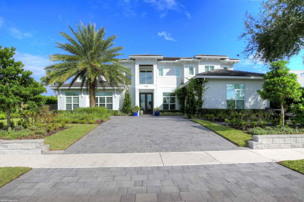2169 Driftwood Circle - Photo 1