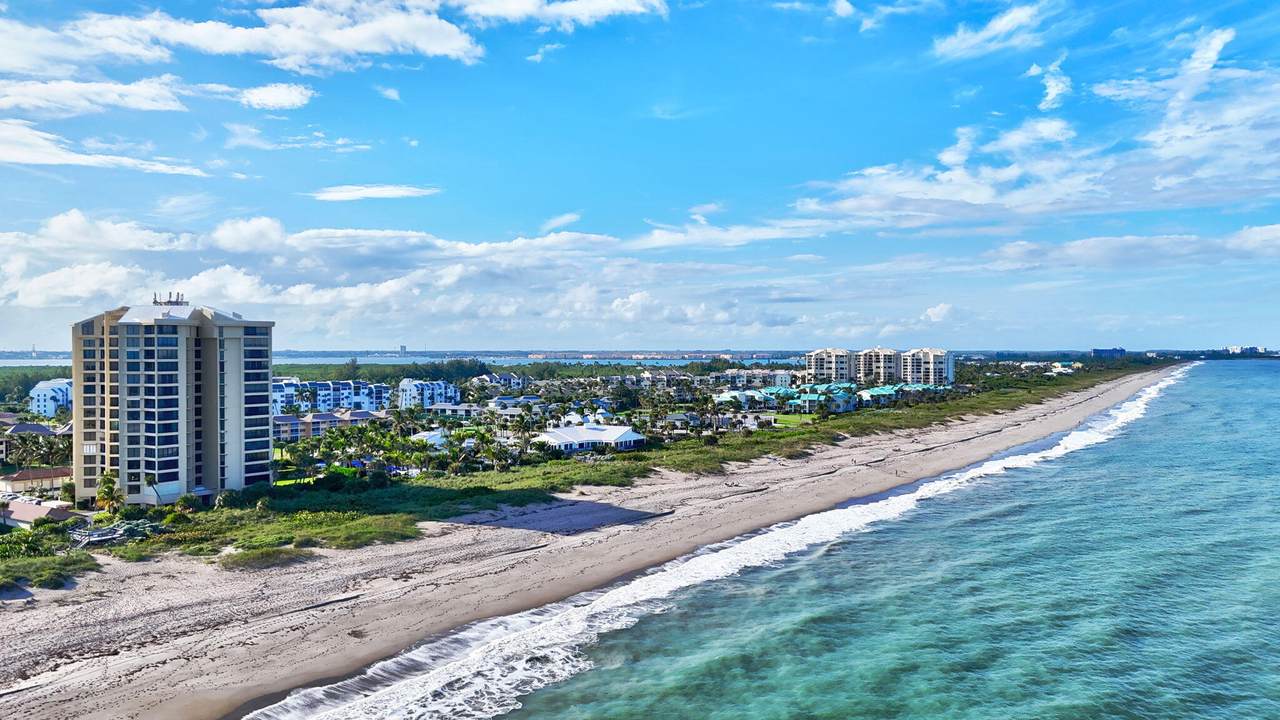 https://bt-photos.global.ssl.fastly.net/beaches/1280_boomver_2_R11140321-2.jpg