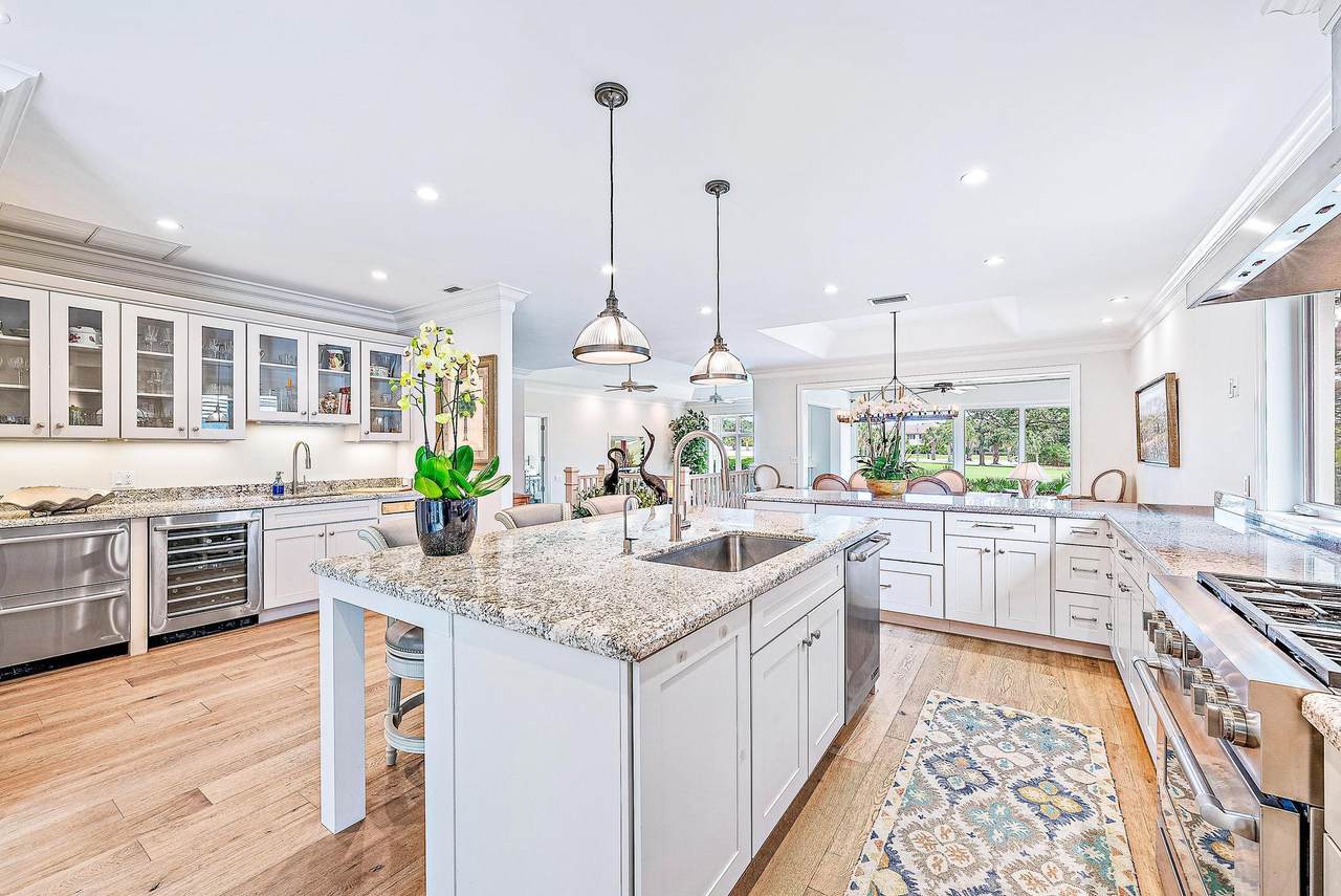 18587 Ferland Court - Photo 1