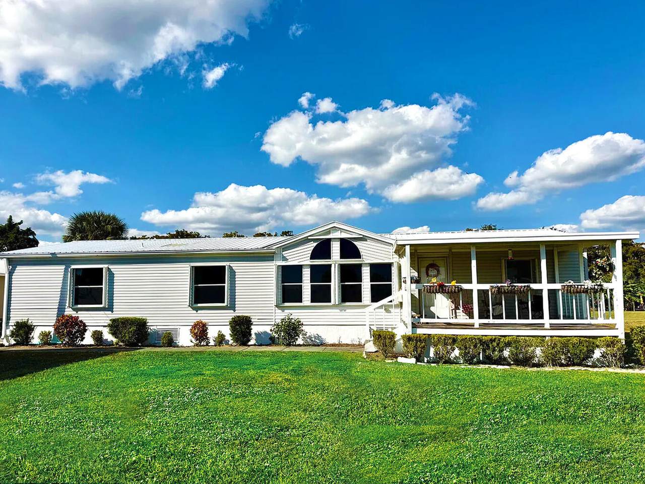 2091 24th Boulevard - Photo 1