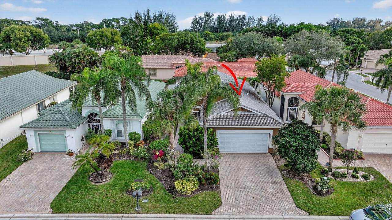 8070 Bellafiore Way - Photo 1