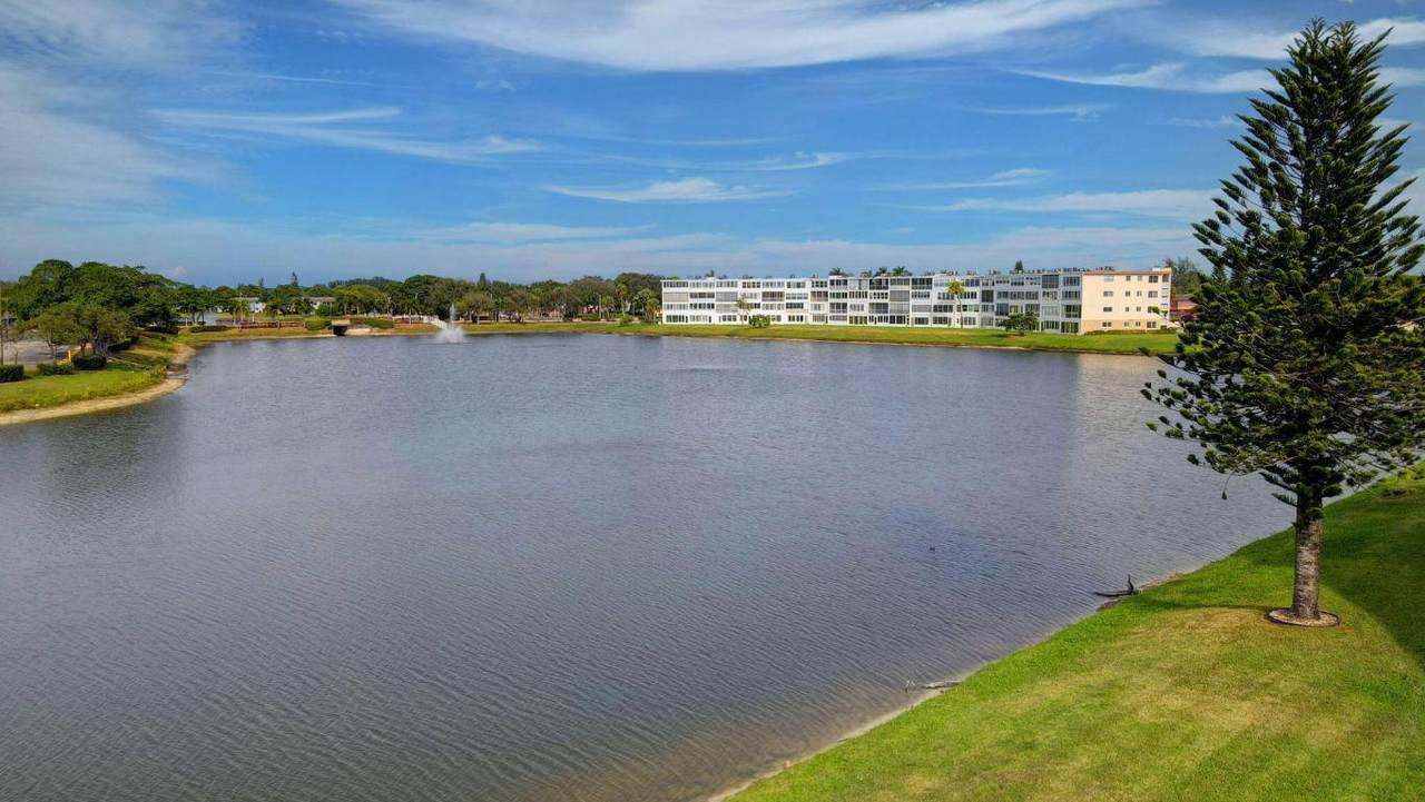 449 Dover C - Photo 1