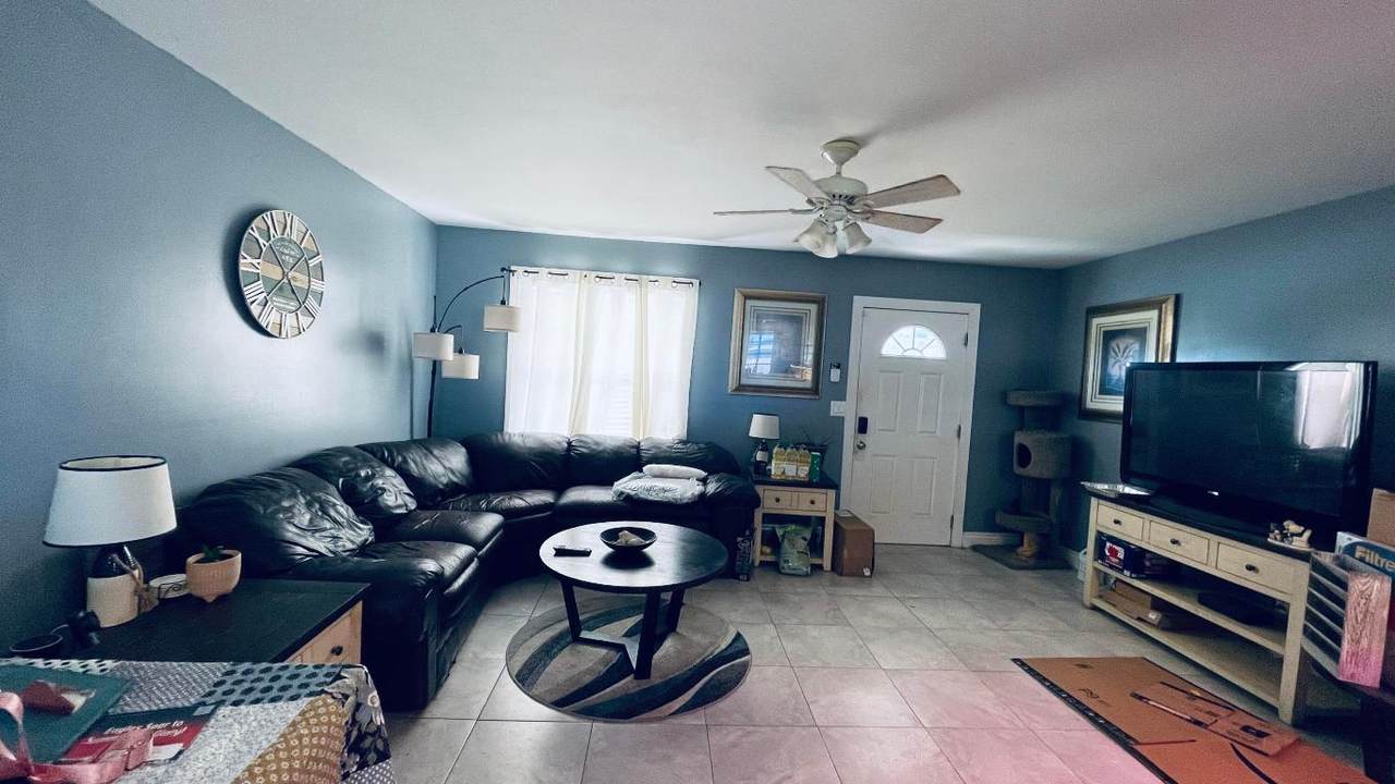 https://bt-photos.global.ssl.fastly.net/beaches/1280_boomver_2_R11145261-2.jpg