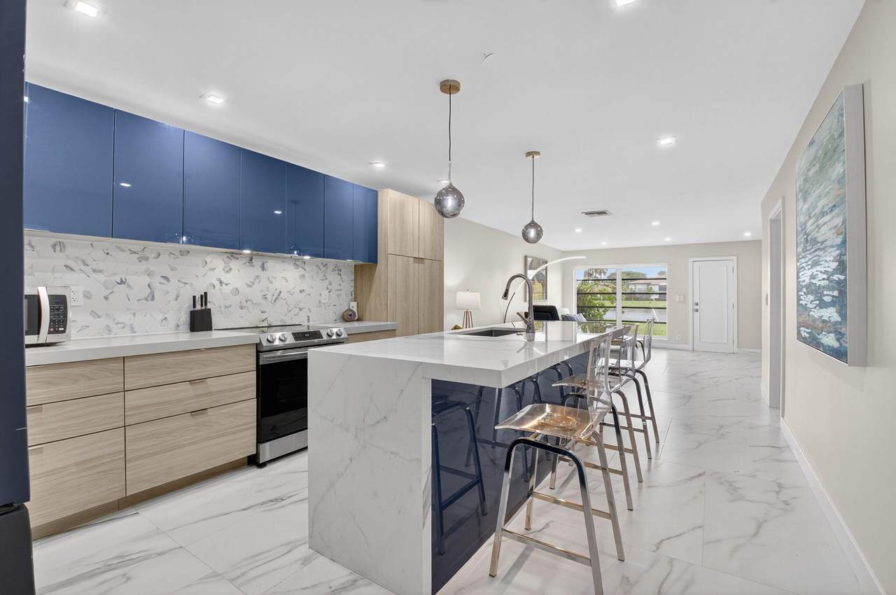 5753 Spindle Palm - Photo 1