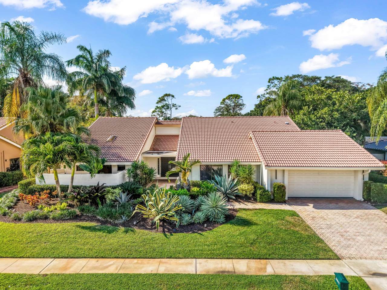10571 Boca Woods Lane - Photo 1