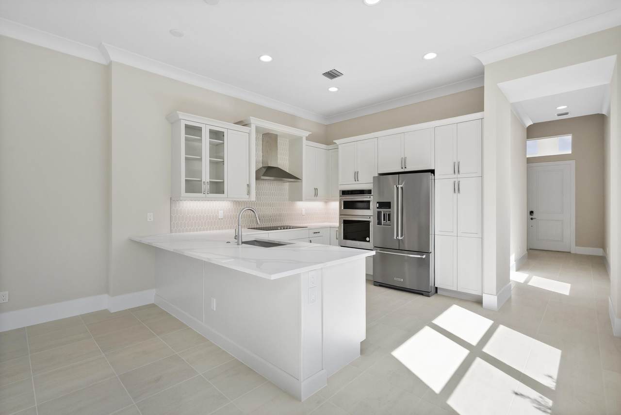 2147 Falls Manor - Photo 1