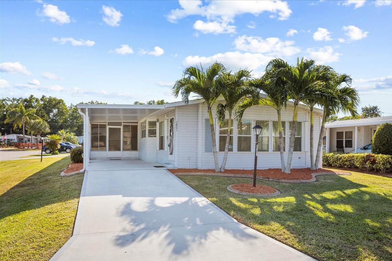 3801 Honeysuckle Court - Photo 1