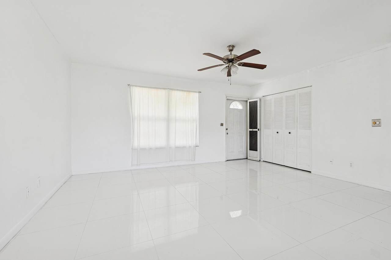 https://bt-photos.global.ssl.fastly.net/beaches/1280_boomver_2_R11152298-2.jpg
