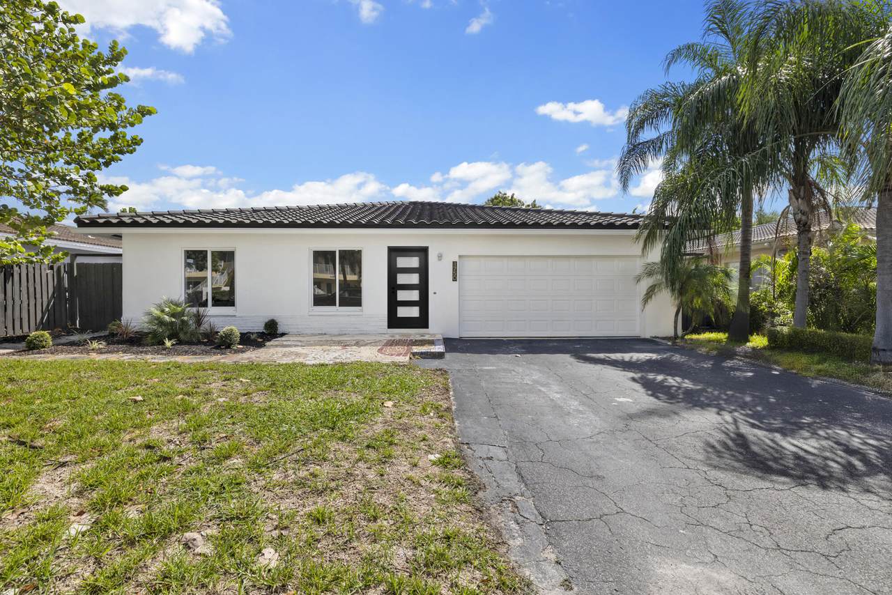 1750 49th Street - Photo 1