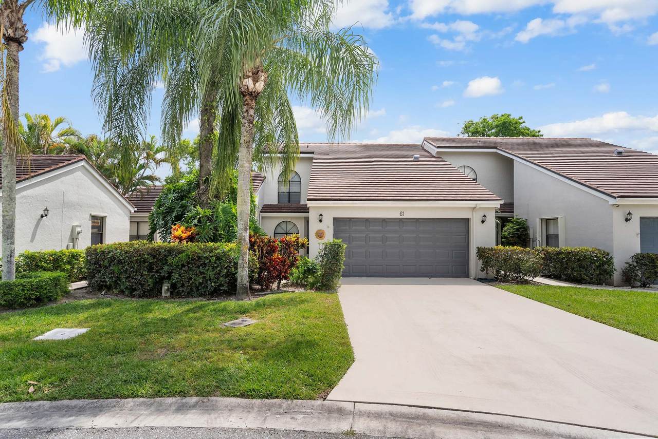 61 Edinburgh Drive - Photo 1