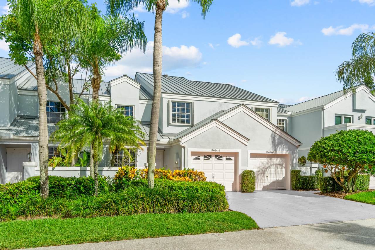 17064 Boca Club Boulevard - Photo 1