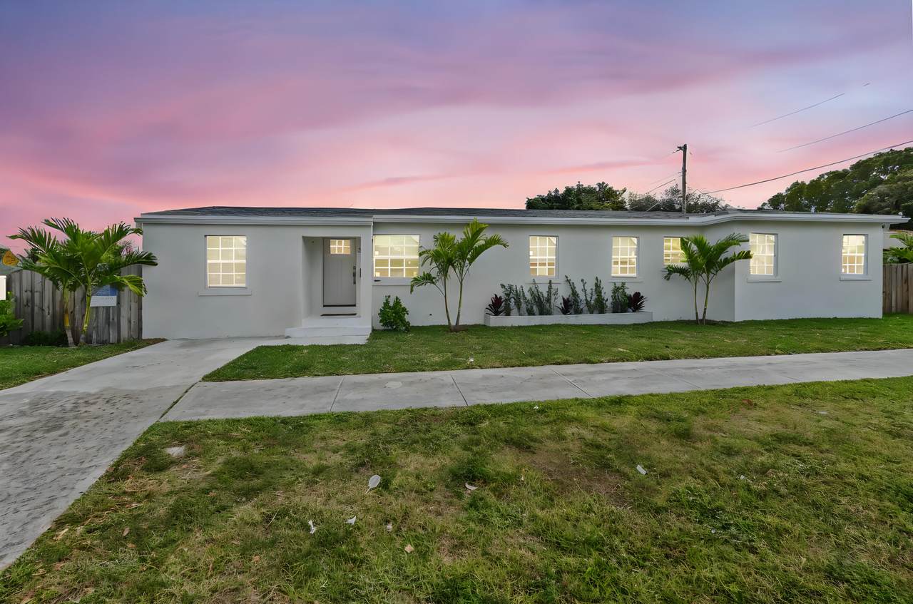 3400 Parker Avenue - Photo 1