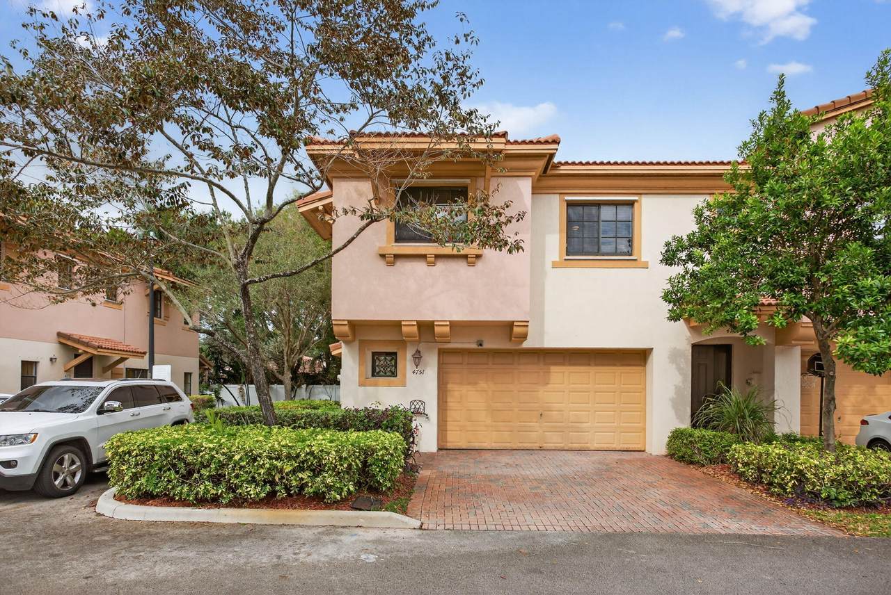 4751 Grand Cypress Circle - Photo 1