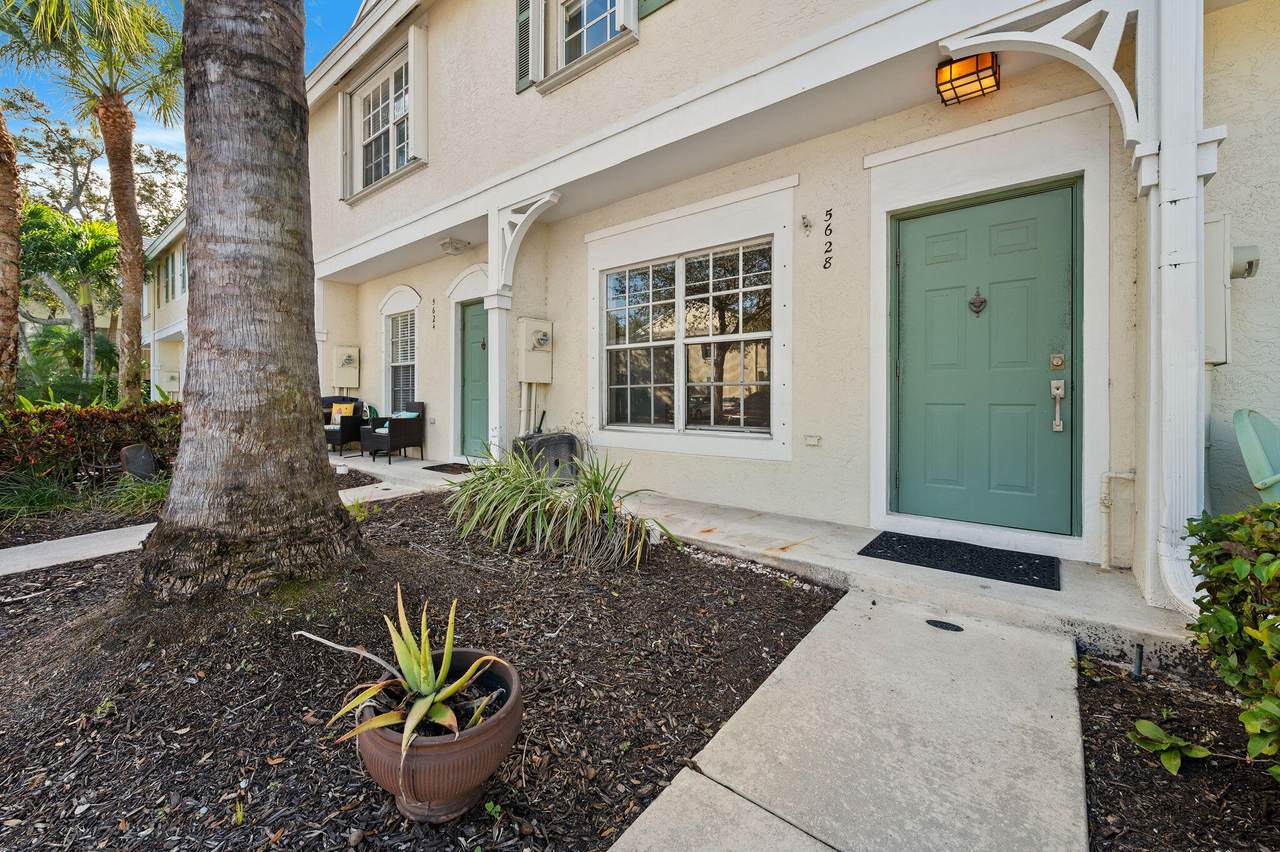 5628 99th Lane - Photo 1