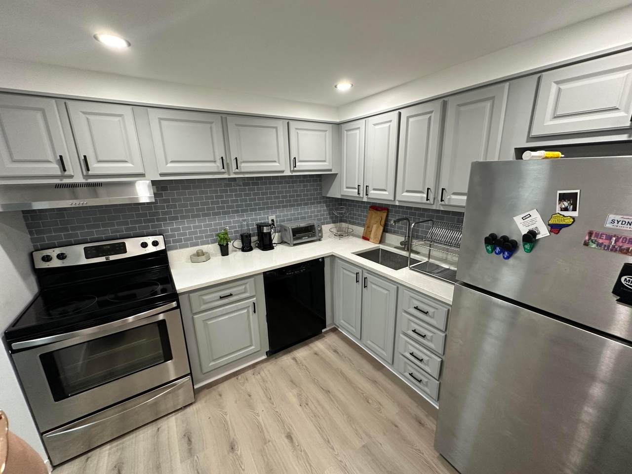 500 Executive Center Drive - Photo 1
