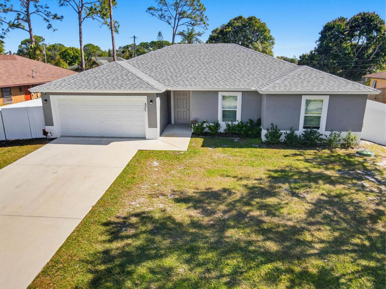 521 Colonial Street - Photo 1