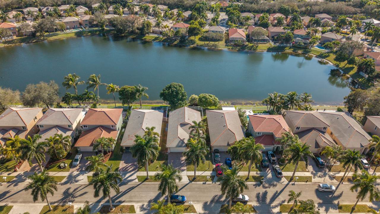 3800 Woodfield Drive - Photo 1