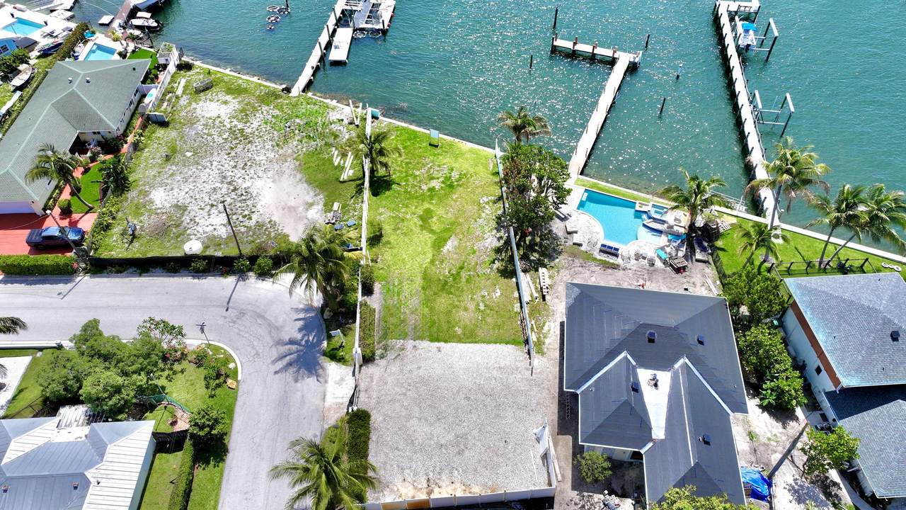 265 23rd Street - Photo 1