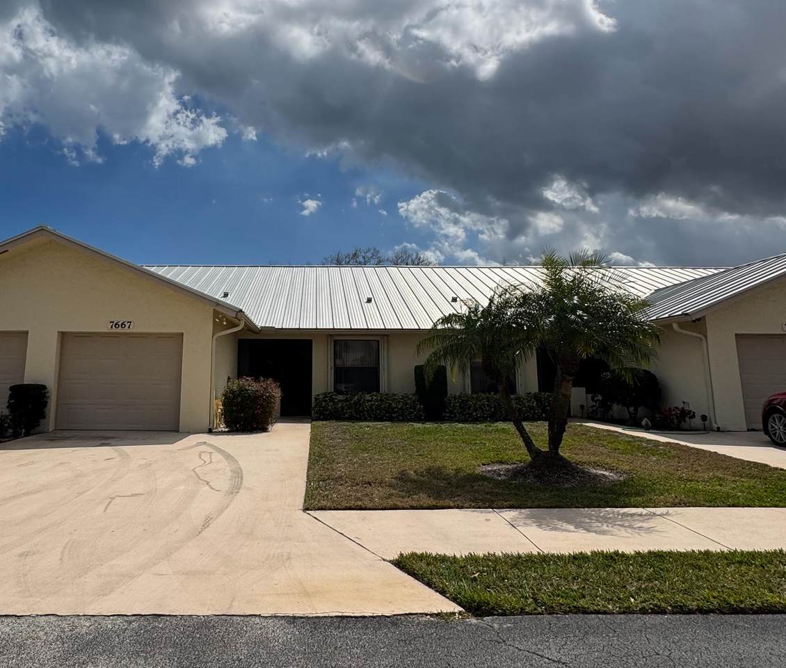 7667 Sugar Sand Circle - Photo 1