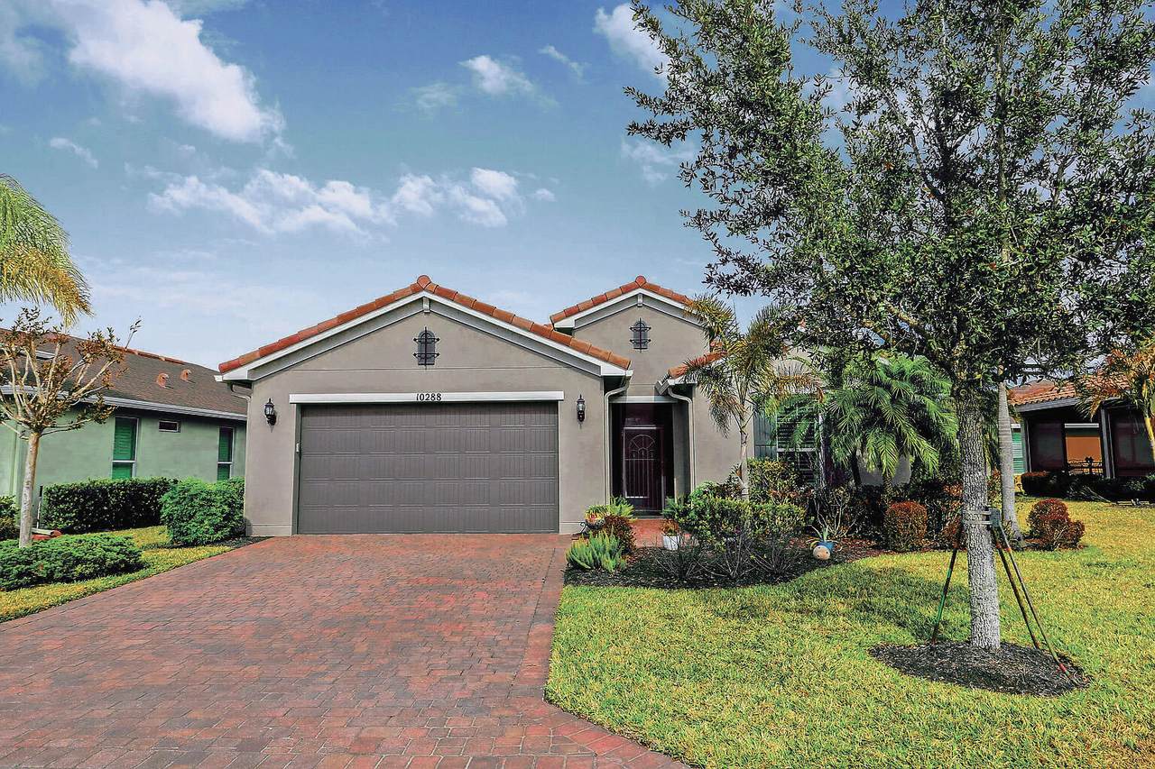 10288 Yellowwood Avenue - Photo 1