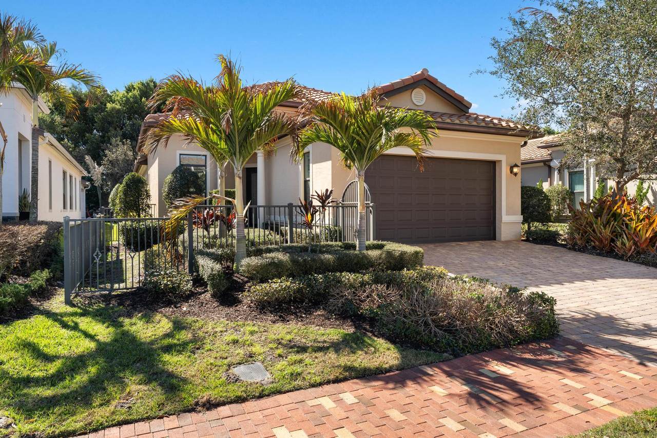 600 Fascino Circle - Photo 1