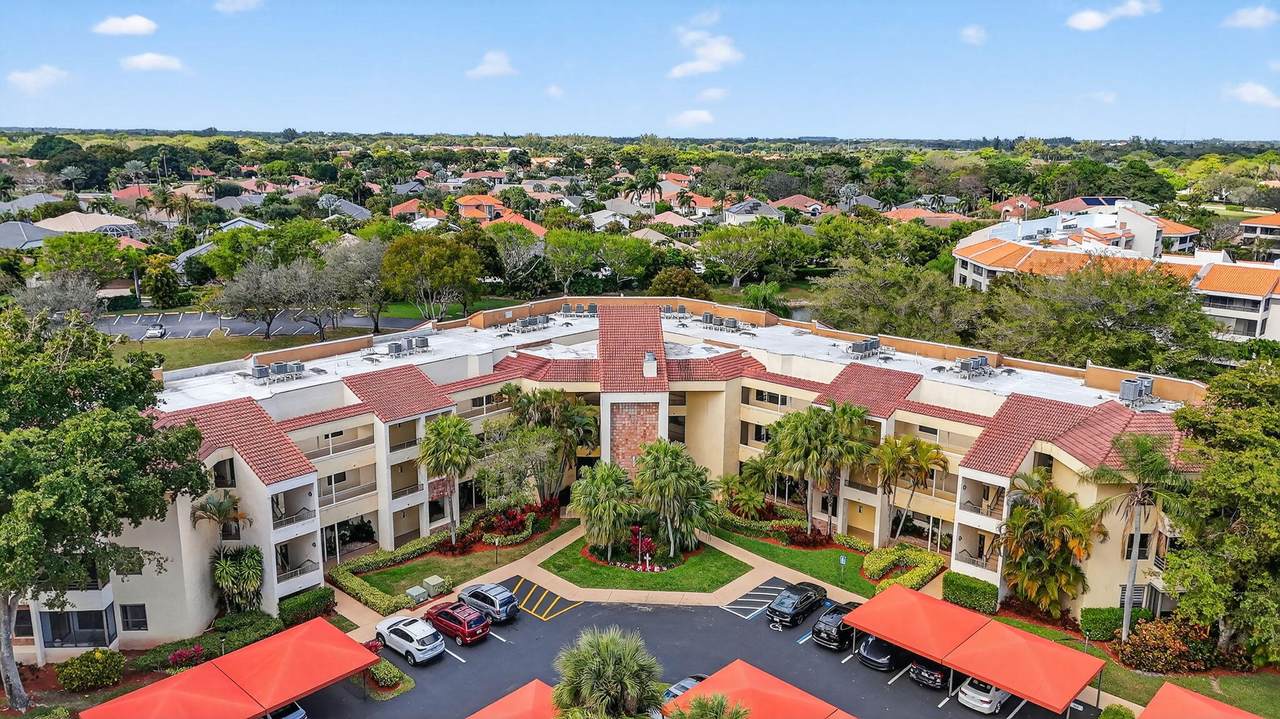 7535 La Paz Boulevard - Photo 1