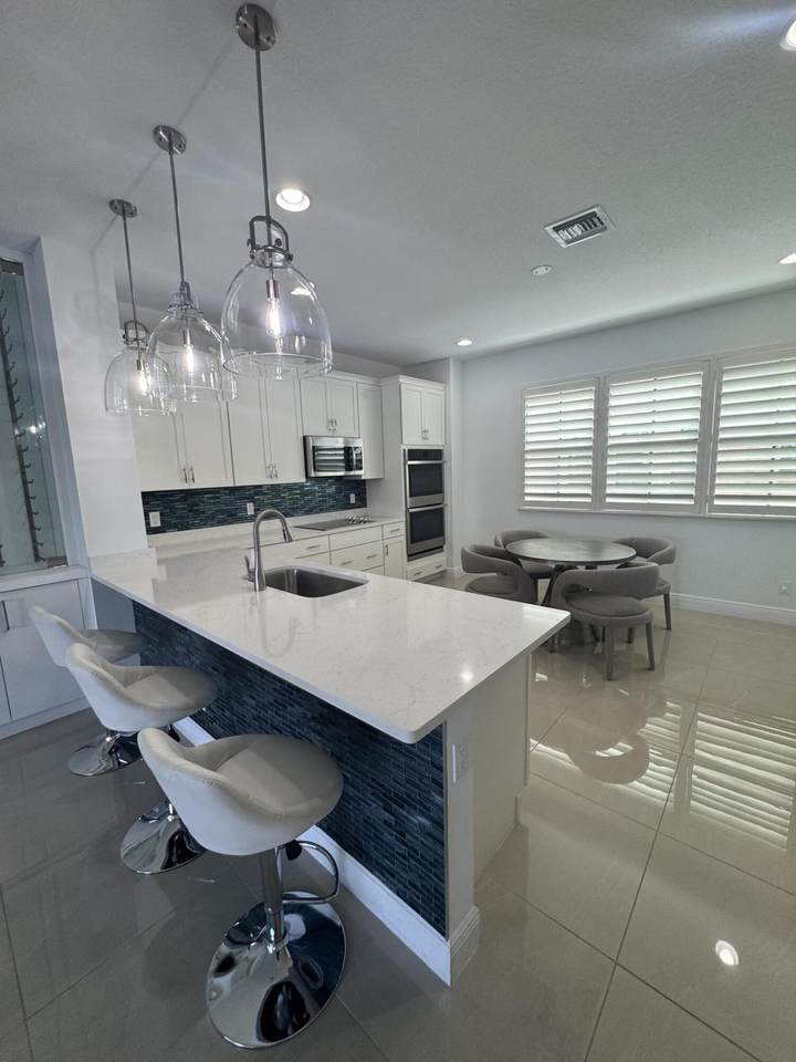 613 Windward Circle - Photo 1