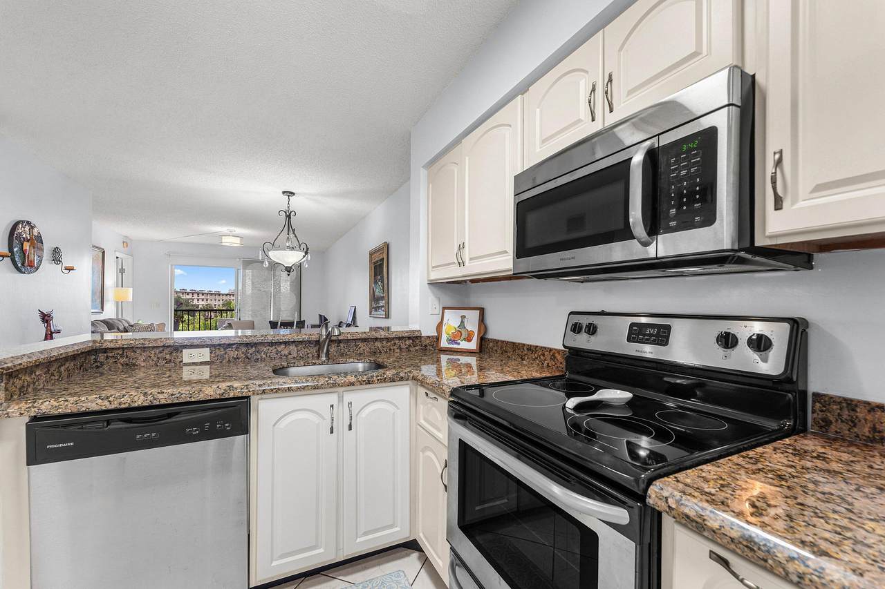 2222 Cypress Bend Drive - Photo 1