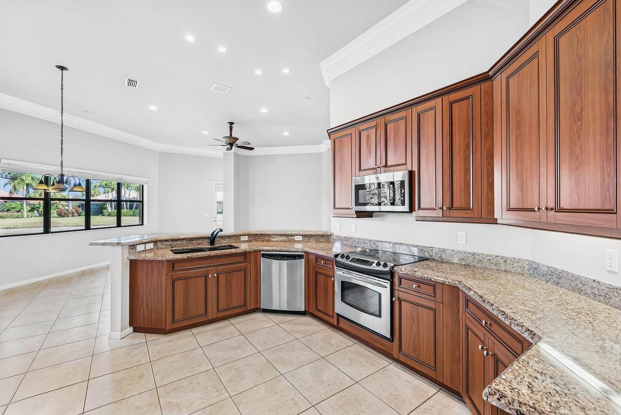 6880 Antinori Lane - Photo 1