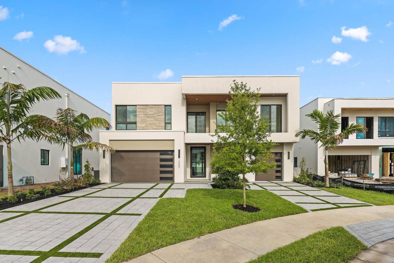 16702 Mosaic Place - Photo 1