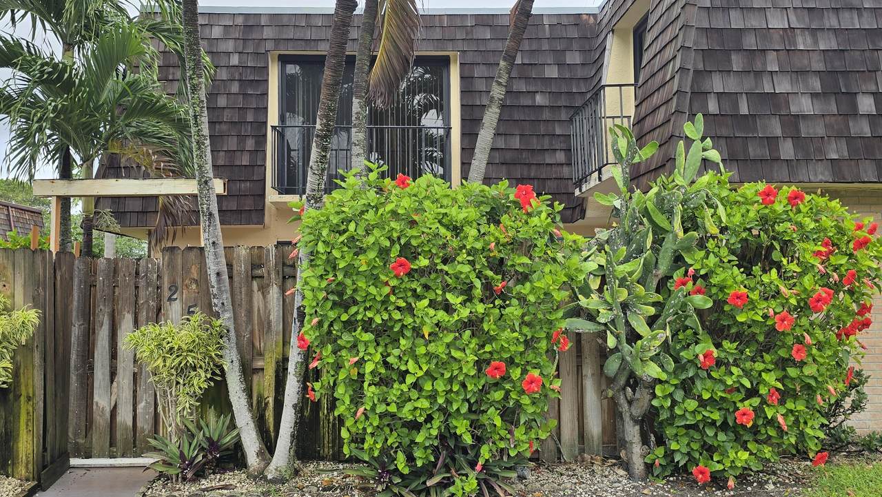 257 Lake Arbor Drive - Photo 1