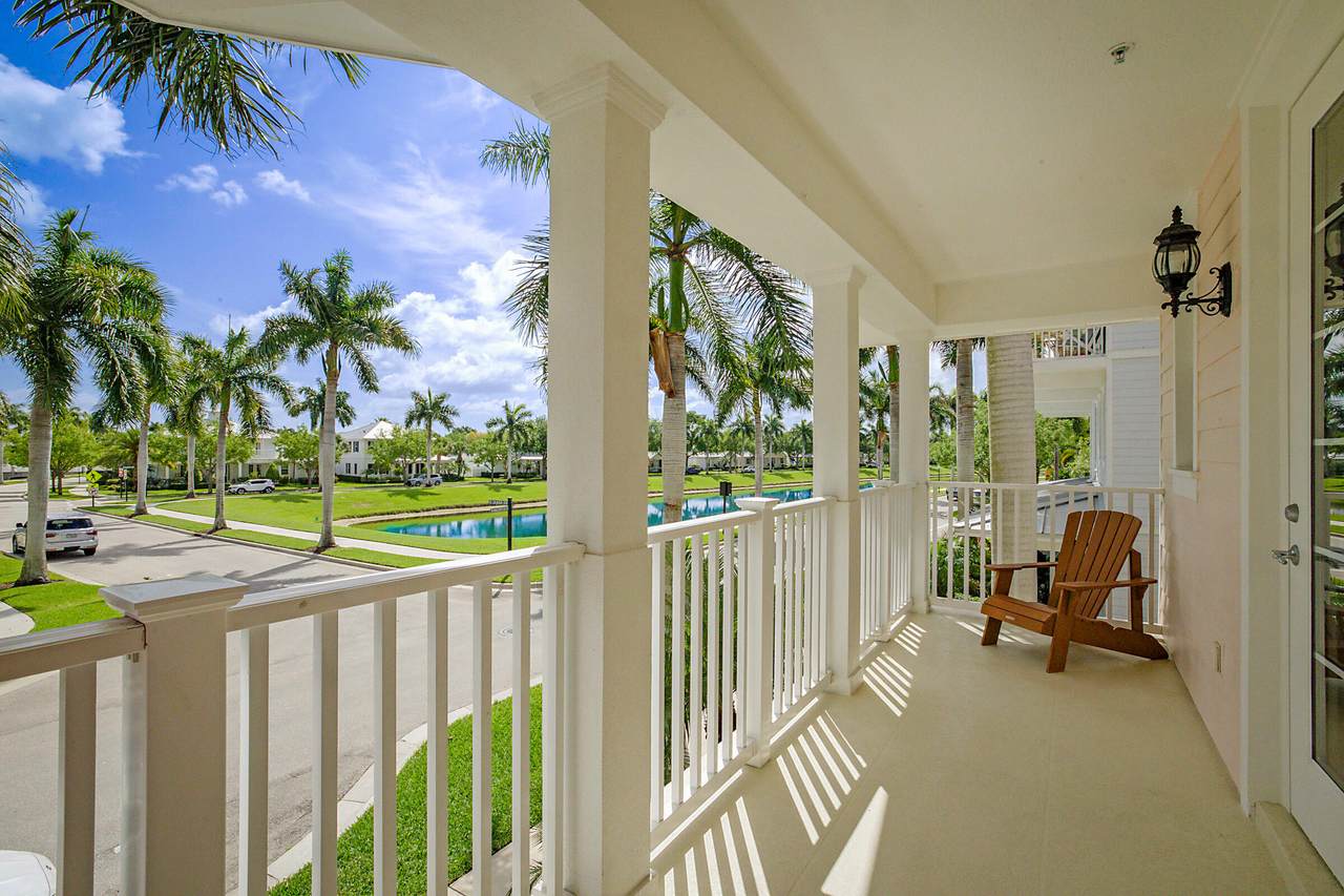 https://bt-photos.global.ssl.fastly.net/beaches/1280_boomver_3_B26011442-2.jpg