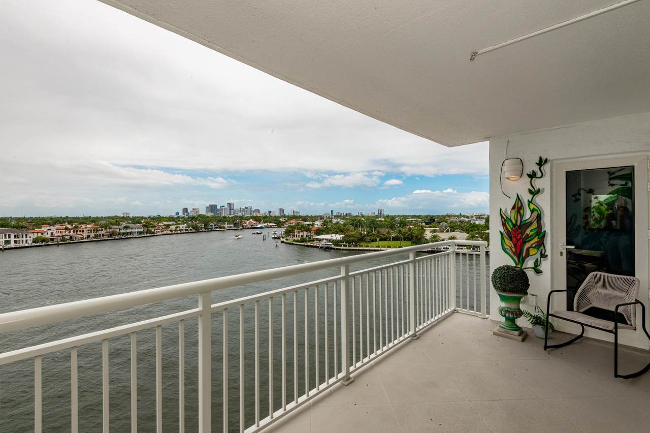 511 Bayshore Drive - Photo 1