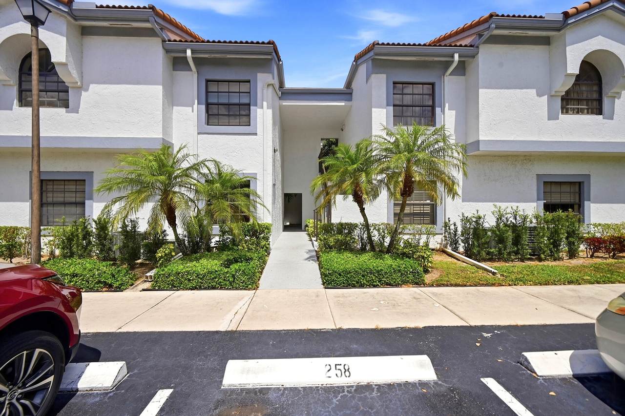 5395 Firenze Drive - Photo 1