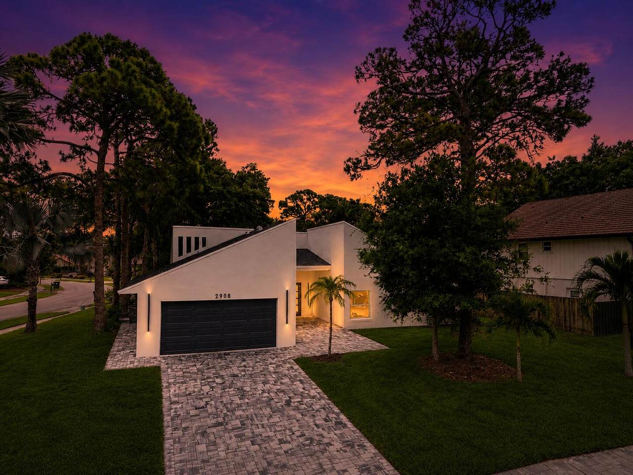 2908 24th Way - Photo 1