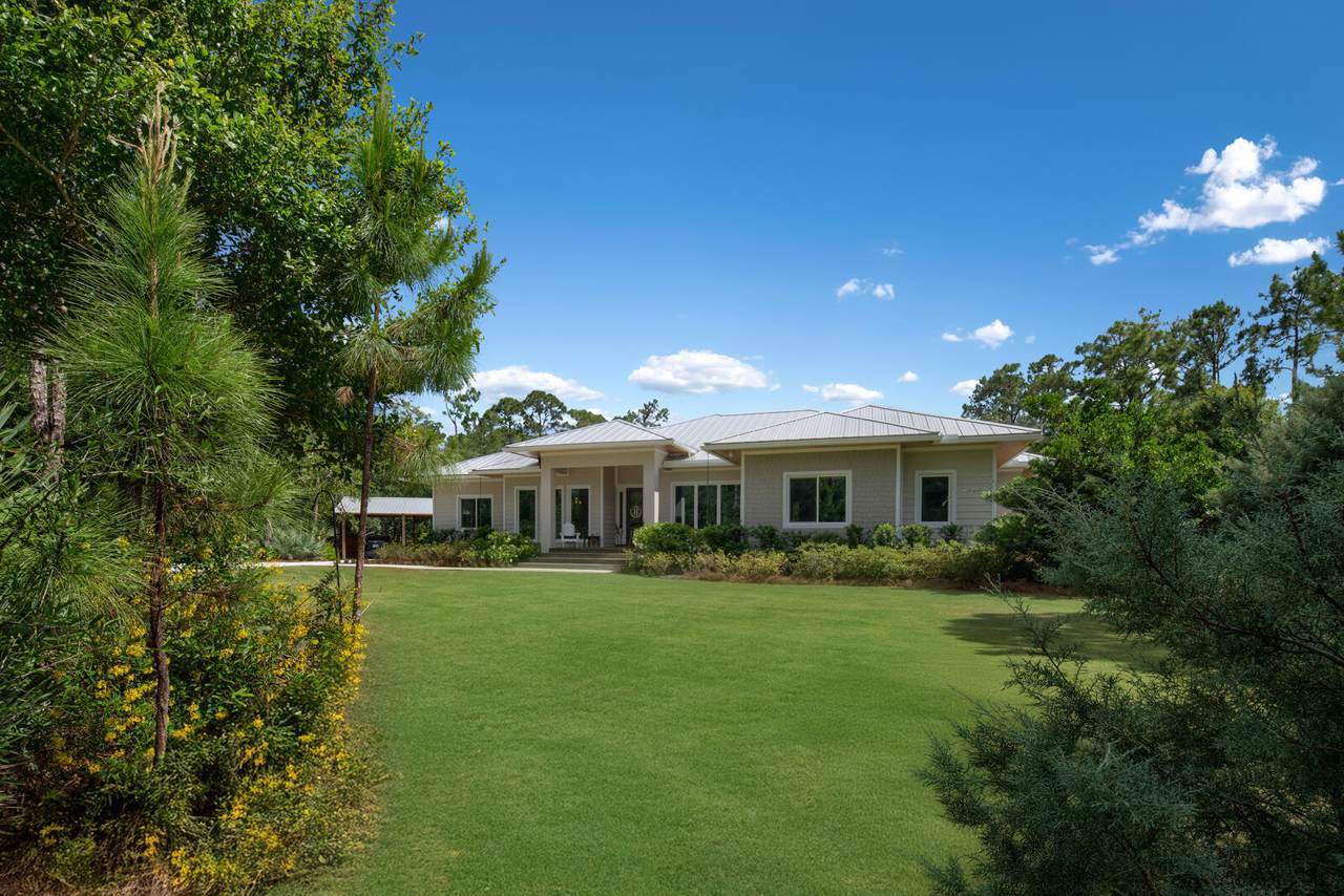 9010 Valley Oak Place - Photo 1