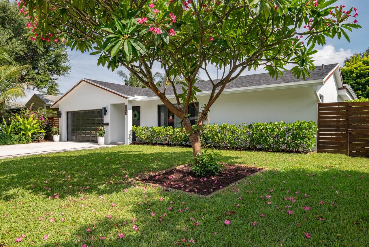 335 Franklin Road - Photo 1