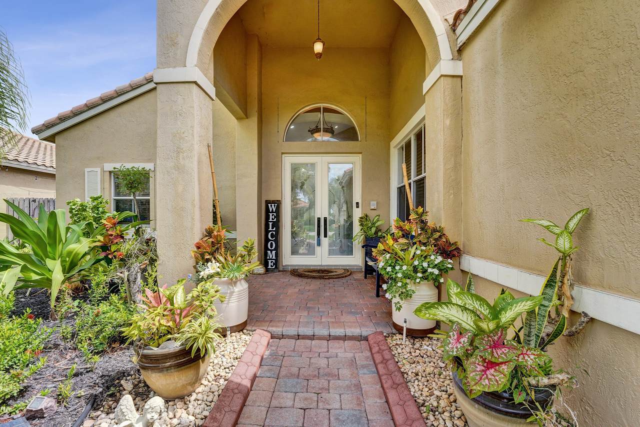 18623 7th Street - Photo 1
