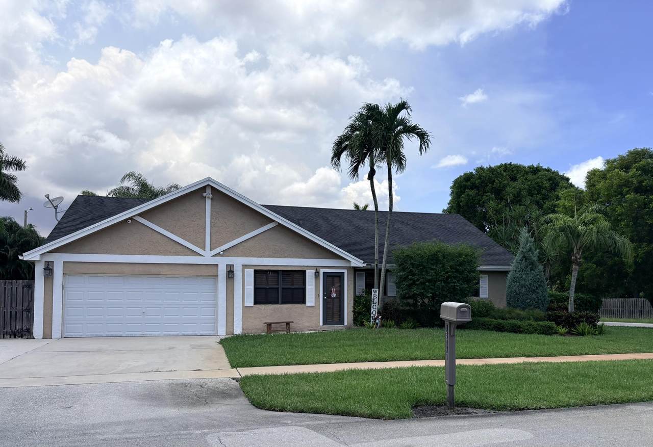 15943 Wind Circle - Photo 1