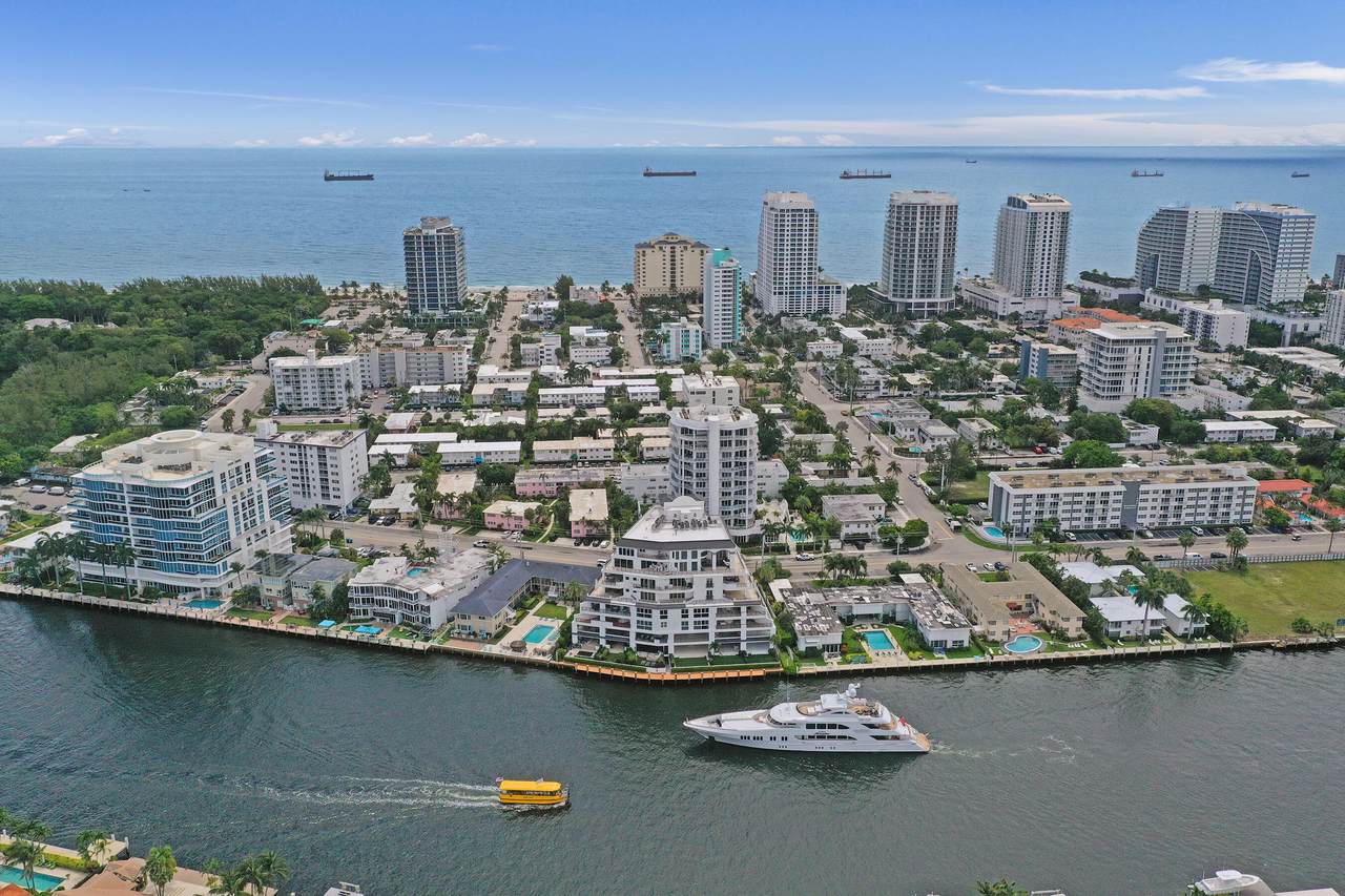 615 Bayshore Drive - Photo 1